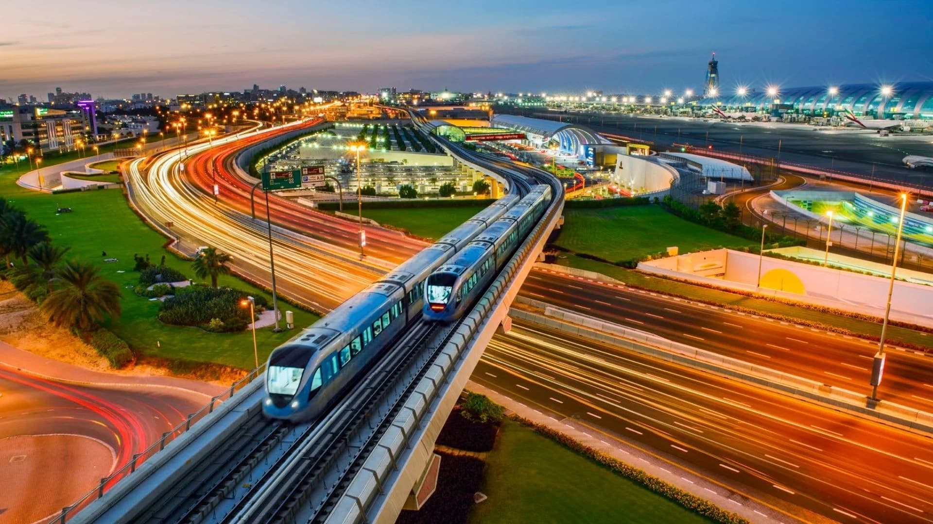 Azizi Lina convenient retail spaces and shopping outlets within the development